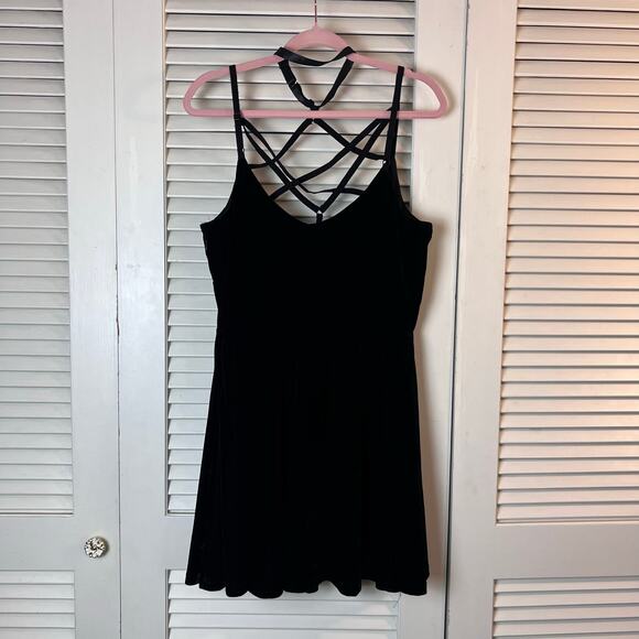Killstar Magicka Black Velvet Skater Dress Size XXL Gothic Strappy Back Witchy - Picture 4 of 8